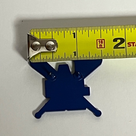 LA Dodgers Double Bats Hat Pin Brooch Pins New Era Fitted Hats Bag New - Picture 7 of 7